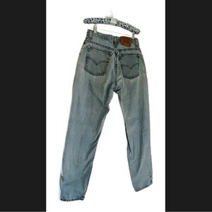 Vintage Levis Light Wash Relaxed Fit Tapered Leg Mom Jeans Size 6 Medium Women